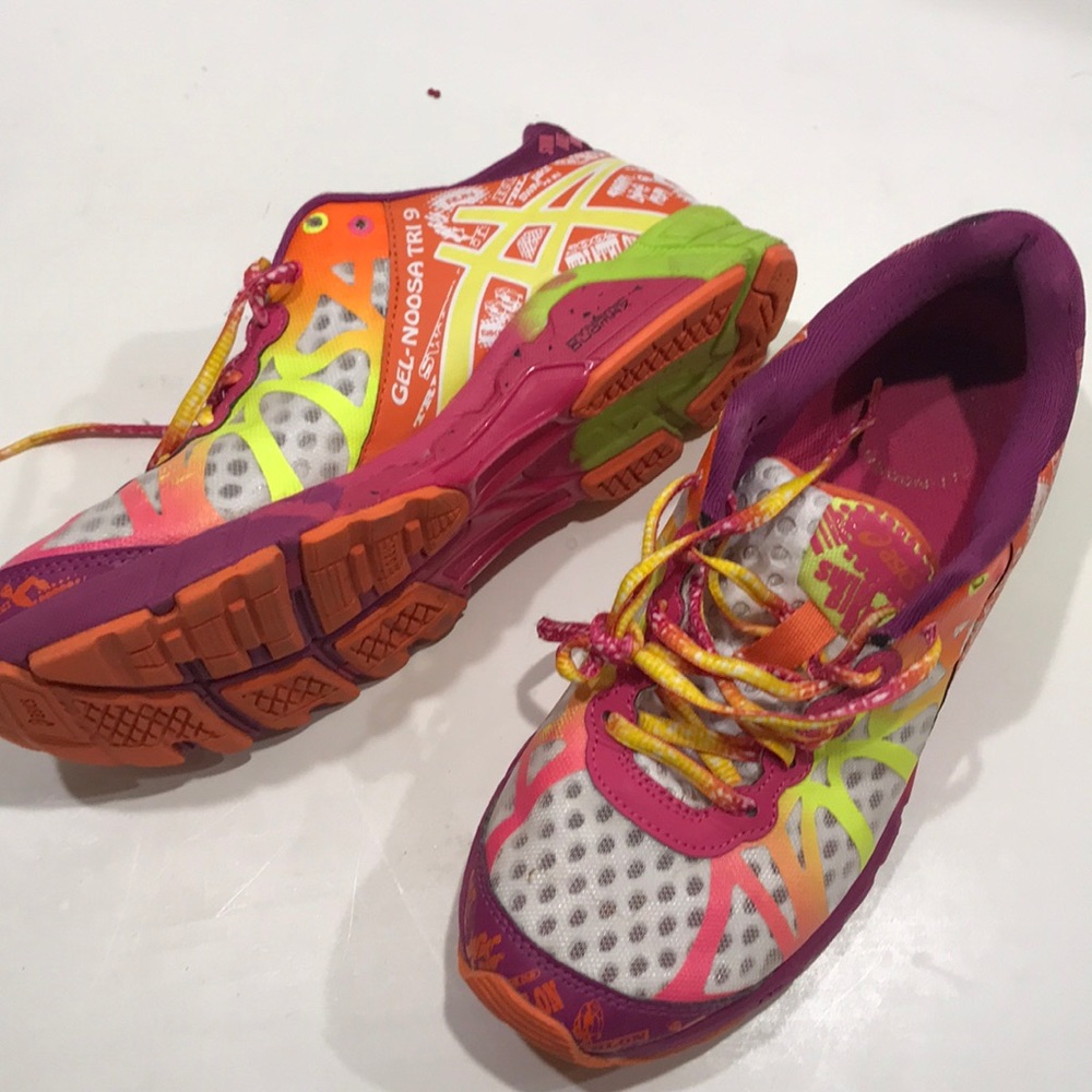 ASICS GEL NOOSA TRI bright  pink yellow orange 8.5